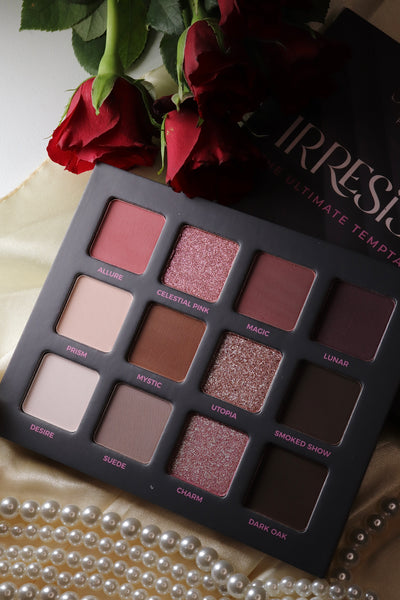 Paleta 12 farduri IRRESISTIBLE SPLENDOR culori pigmentate si vibrante