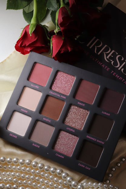 Paleta 12 farduri IRRESISTIBLE SPLENDOR culori pigmentate si vibrante