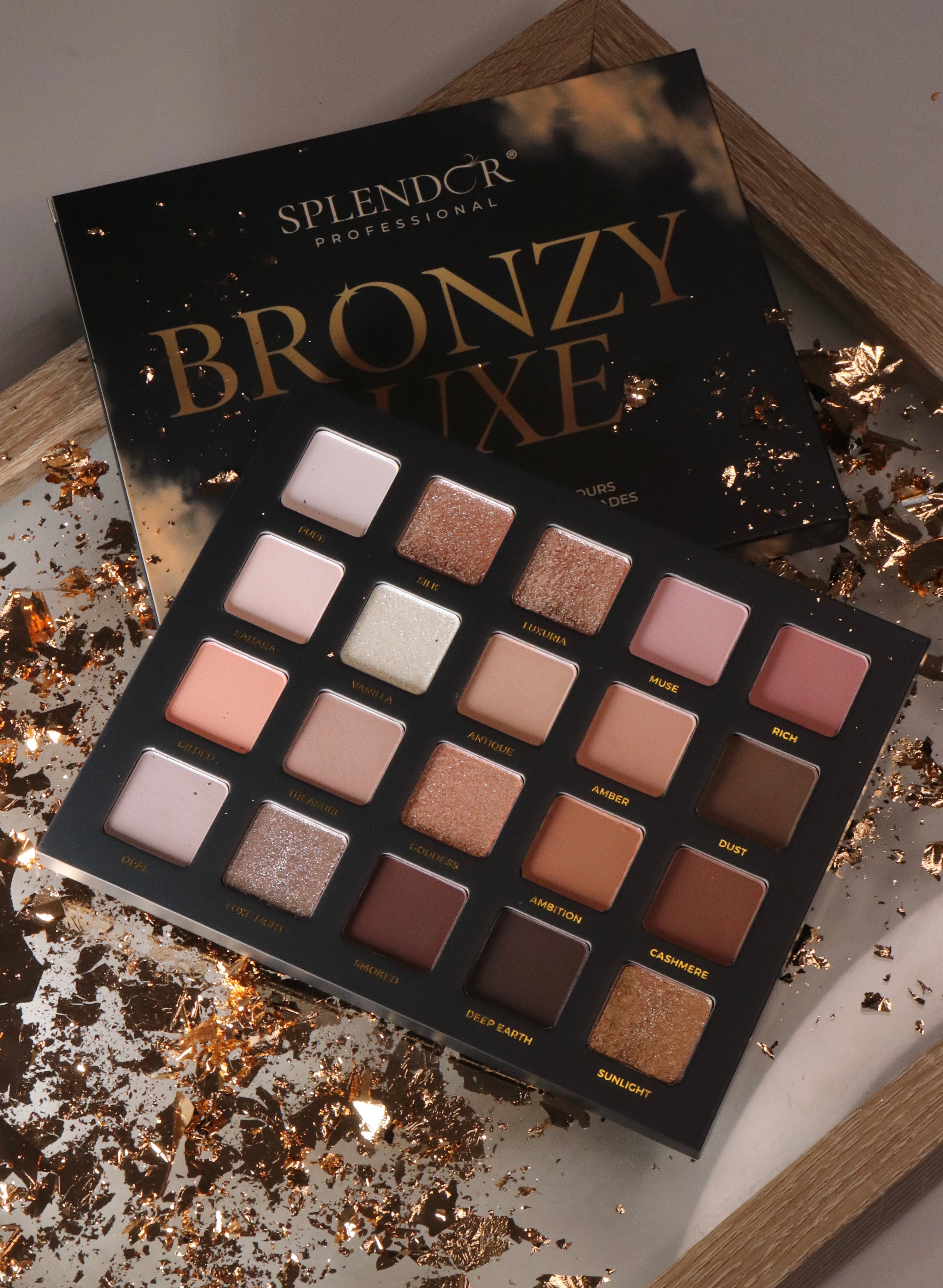 Paleta 20 farduri BRONZY LUXE SPLENDOR culori pigmentate si vibrante
