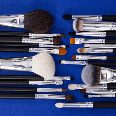 Set 23 pensule profesionale Splendor PRO Set par sintetic / capra / ponei + borseta